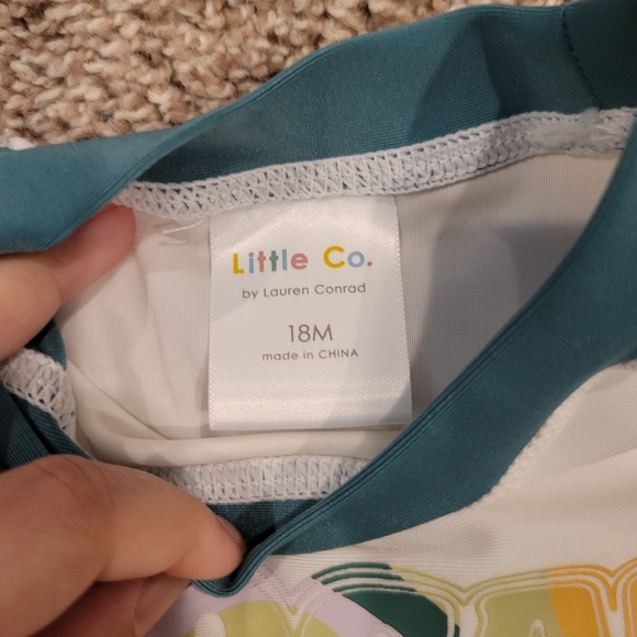 Local Rashguard - Picture 3 of 4